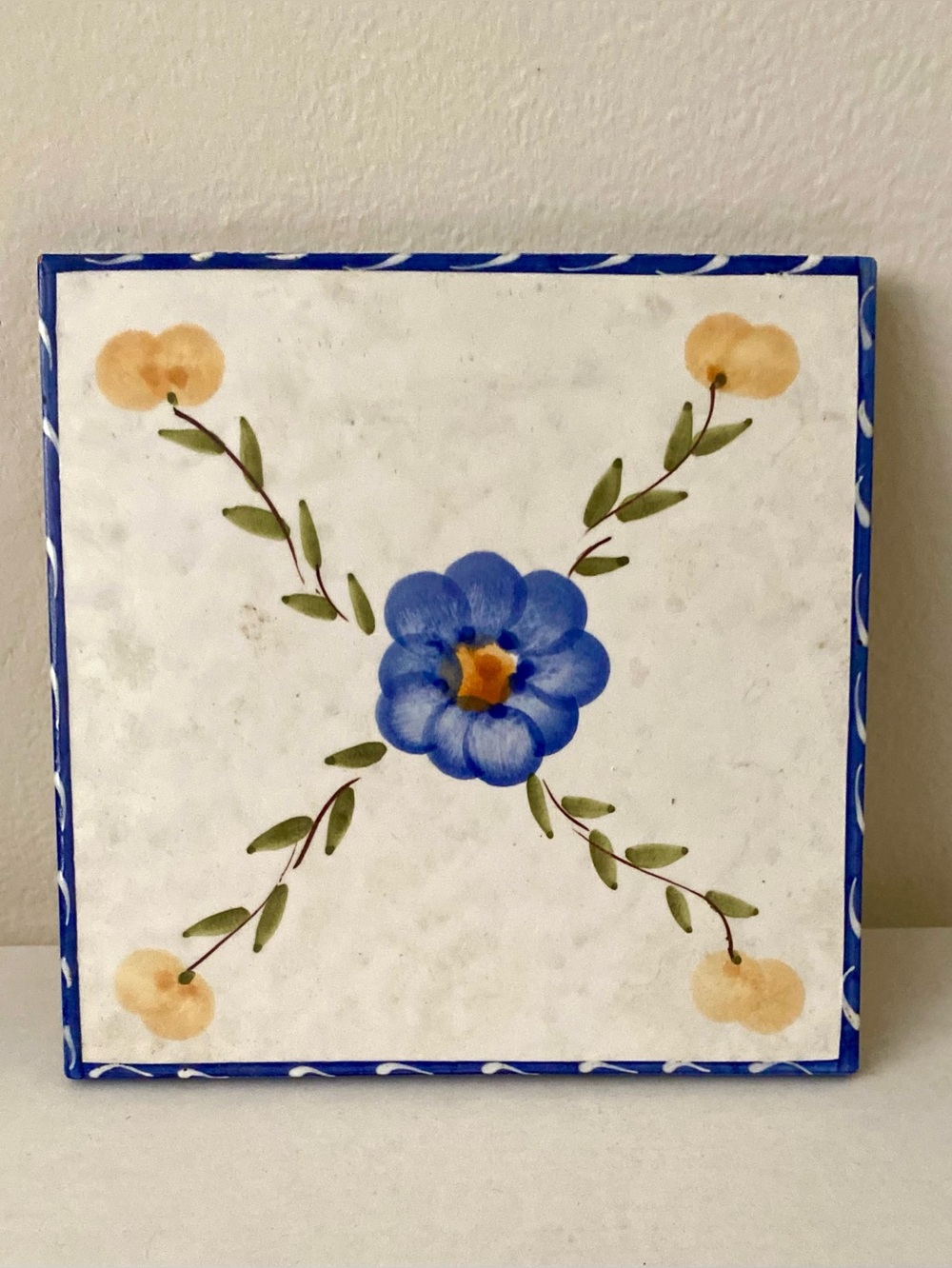 Hand-Painted Blue Floral Decorative Home Hotplate.Square.Made in Italy by Furio.